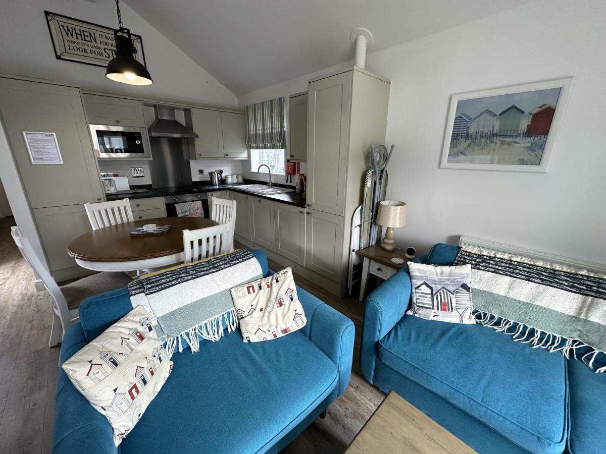 Azure Beach House Filey Eksteriør billede